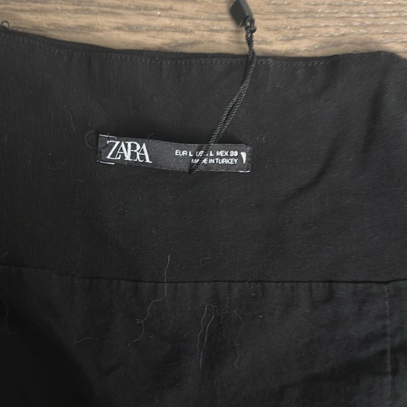 ZARA Black Clasp Front Fitted Peplum Dress - Picture 3 of 4